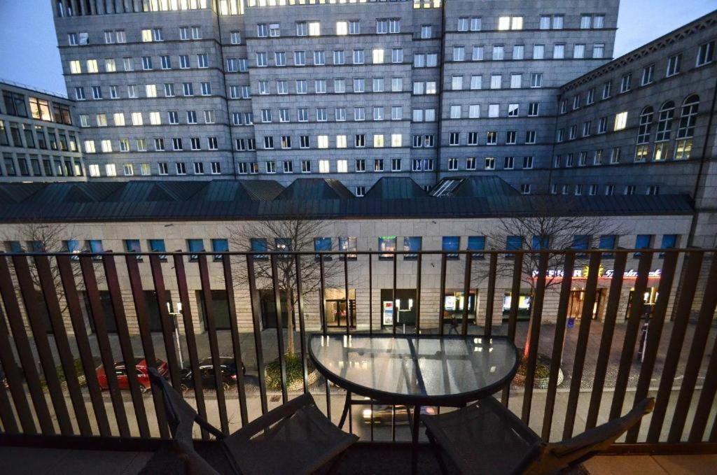 High-Quality In The Heart Of Stuttgart 4 Appartement Buitenkant foto