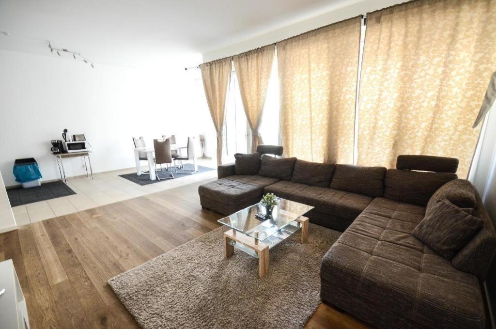 High-Quality In The Heart Of Stuttgart 4 Appartement Buitenkant foto