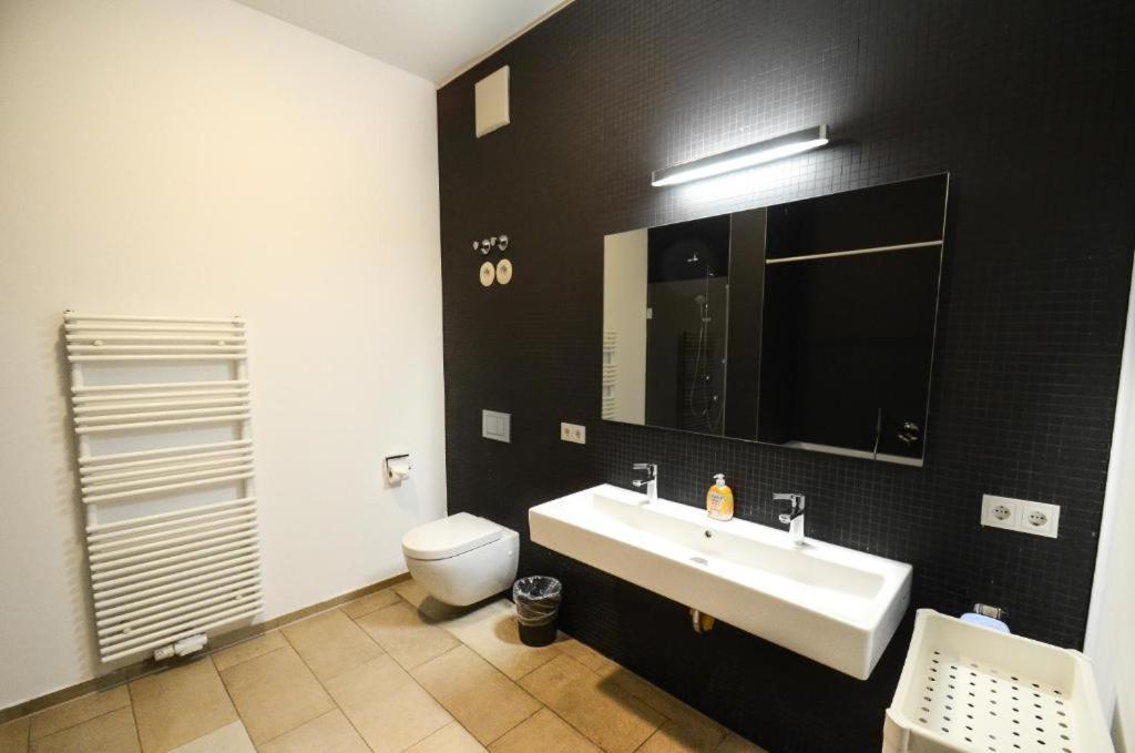 High-Quality In The Heart Of Stuttgart 4 Appartement Buitenkant foto