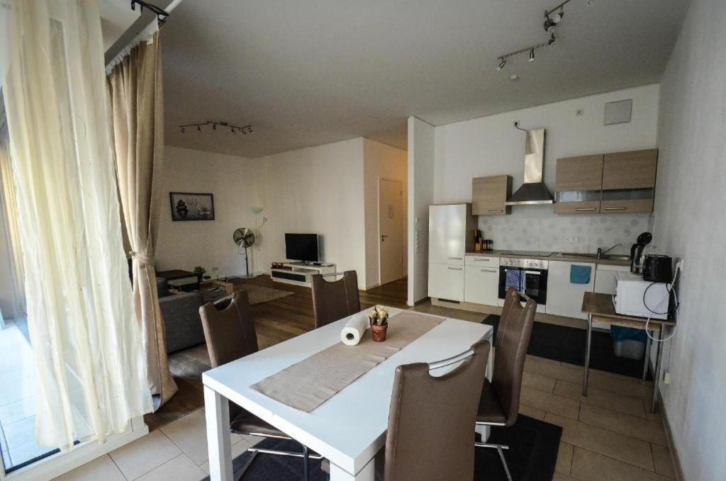 High-Quality In The Heart Of Stuttgart 4 Appartement Buitenkant foto